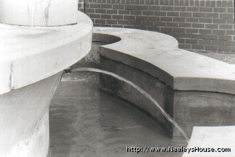 blwhphoto02_fountain.jpg